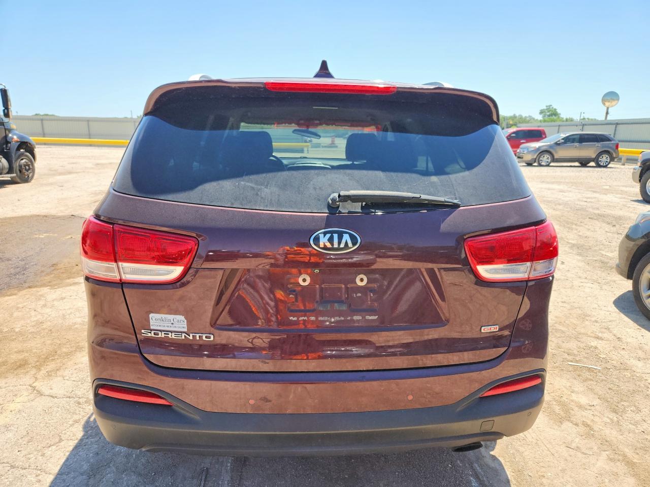 2017 KIA SORENTO L, LX