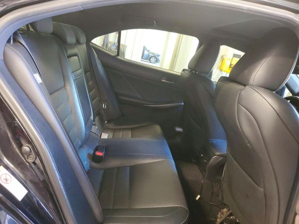 2017 LEXUS IS 350