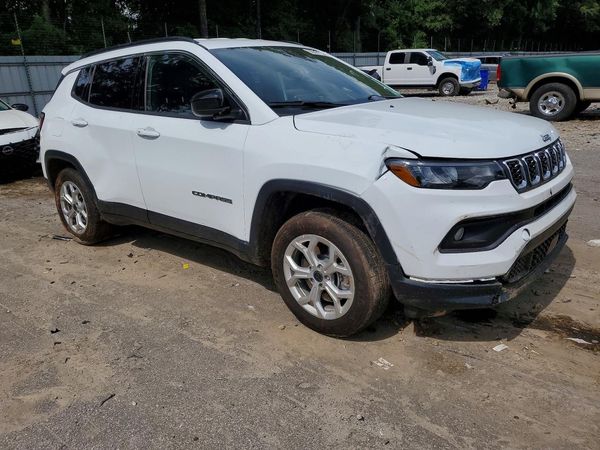 2025 JEEP COMPASS North, Latitude