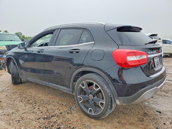 2019 MERCEDES-BENZ GLA GLA250
