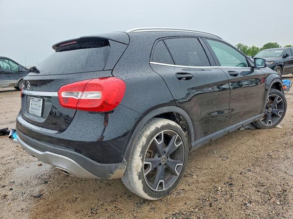 2019 MERCEDES-BENZ GLA GLA250