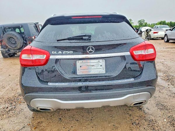 2019 MERCEDES-BENZ GLA GLA250