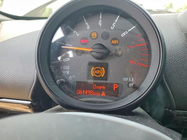 2015 MINI COOPER