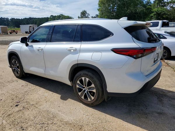 2021 TOYOTA HIGHLANDER
