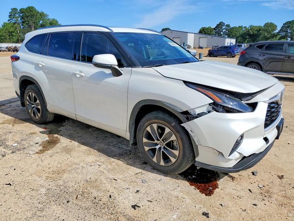 2021 TOYOTA HIGHLANDER