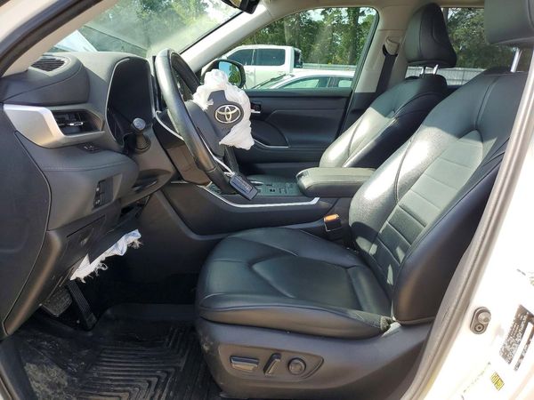 2021 TOYOTA HIGHLANDER