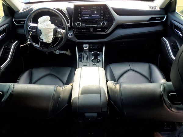 2021 TOYOTA HIGHLANDER