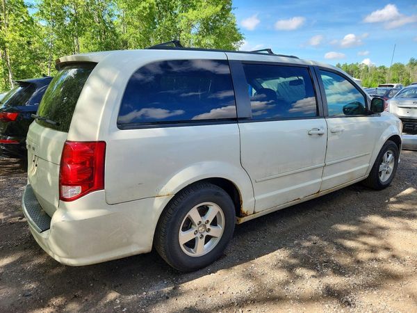 2012 DODGE GRAND CARAVAN SE