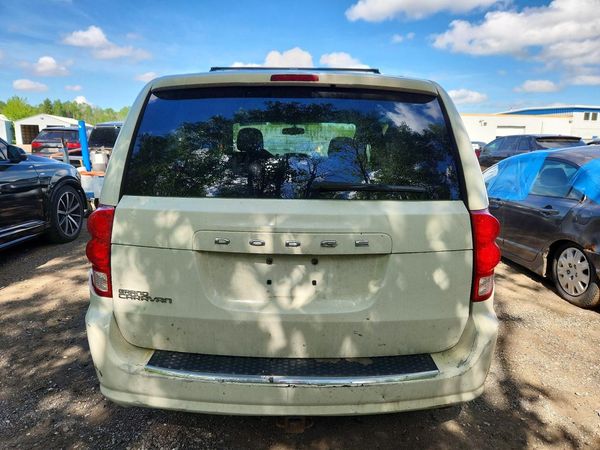 2012 DODGE GRAND CARAVAN SE