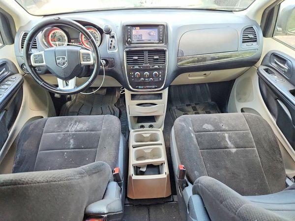 2012 DODGE GRAND CARAVAN SE
