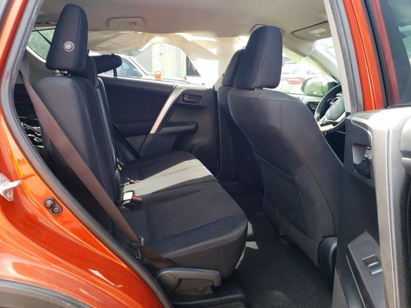 2016 TOYOTA RAV4 LE (X Grade)
