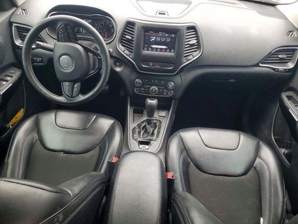 2019 JEEP CHEROKEE LATITUDE PLUS FWD