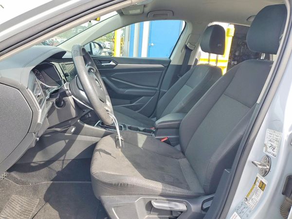 2019 VOLKSWAGEN JETTA S, SE, R-Line