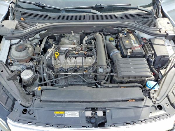 2019 VOLKSWAGEN JETTA S, SE, R-Line