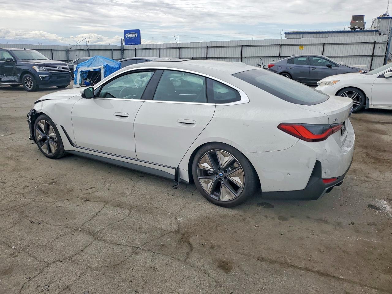 2025 BMW I4 eDrive40