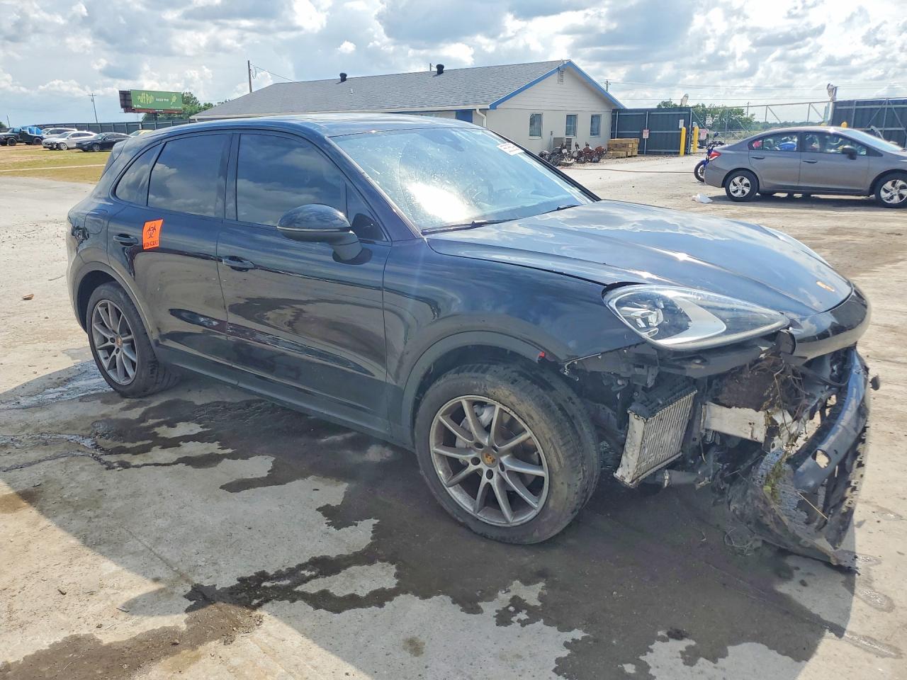 2020 PORSCHE CAYENNE