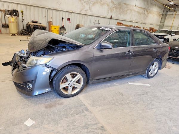 2013 TOYOTA CAMRY