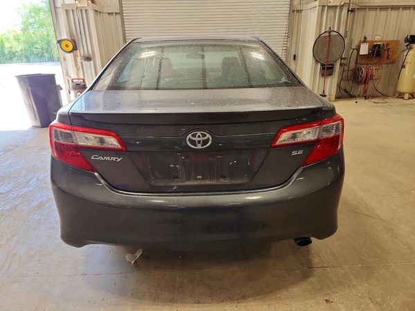 2013 TOYOTA CAMRY