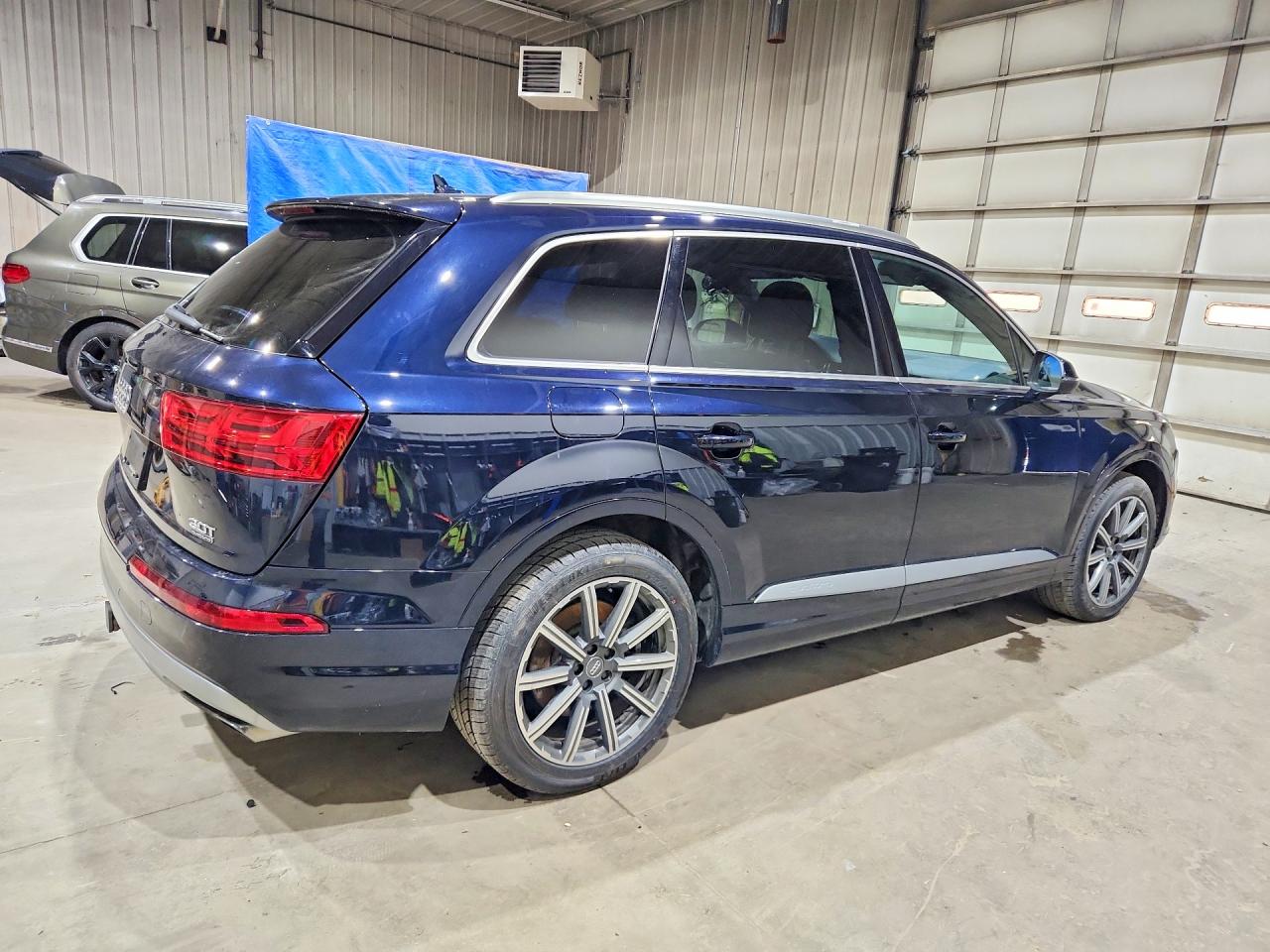 2018 AUDI Q7 quattro Premium Plus