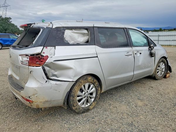 2016 KIA SEDONA
