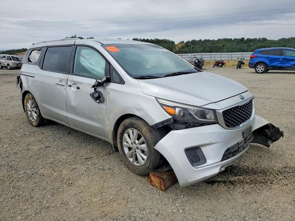 2016 KIA SEDONA