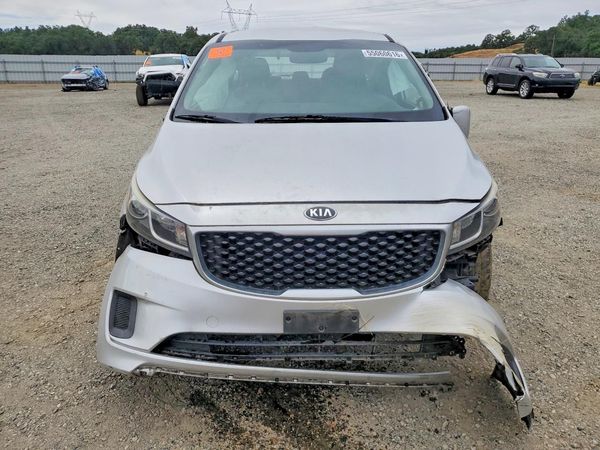 2016 KIA SEDONA