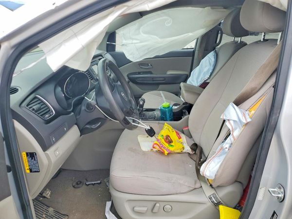 2016 KIA SEDONA