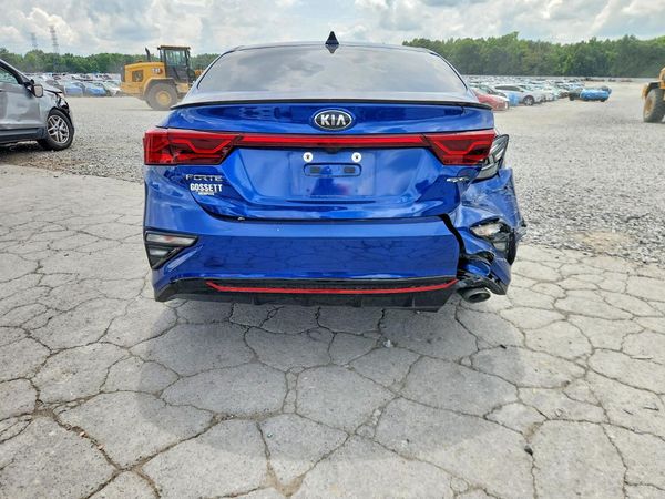 2021 KIA FORTE GT Line