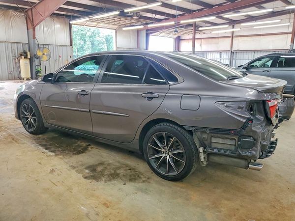 2015 TOYOTA CAMRY