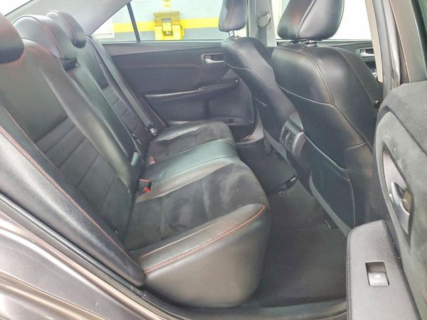 2015 TOYOTA CAMRY