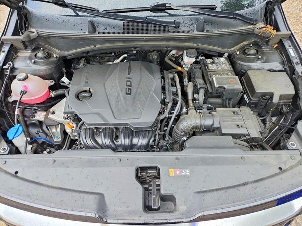 2024 KIA SPORTAGE SX-PRESTIGE or SX-P