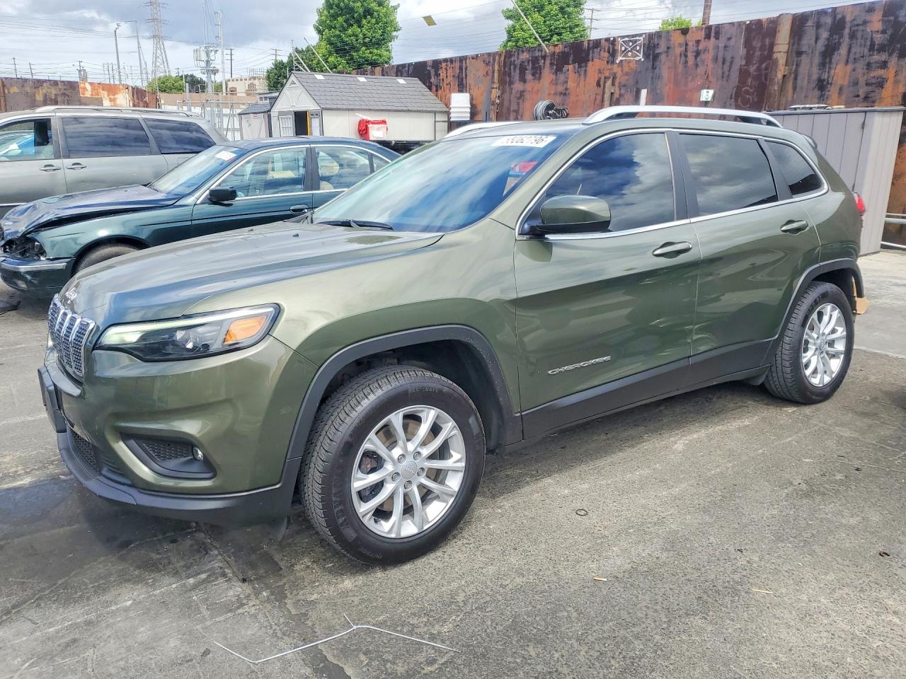 2019 JEEP CHEROKEE LATITUDE FWD