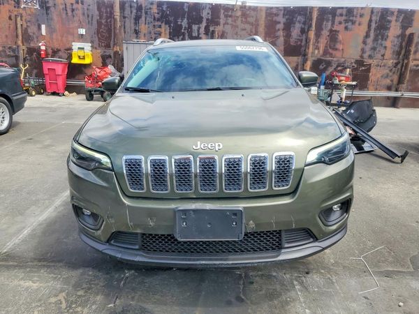 2019 JEEP CHEROKEE LATITUDE FWD