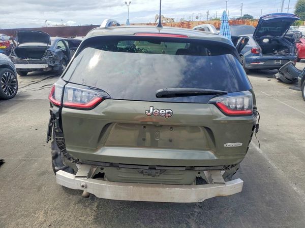 2019 JEEP CHEROKEE LATITUDE FWD