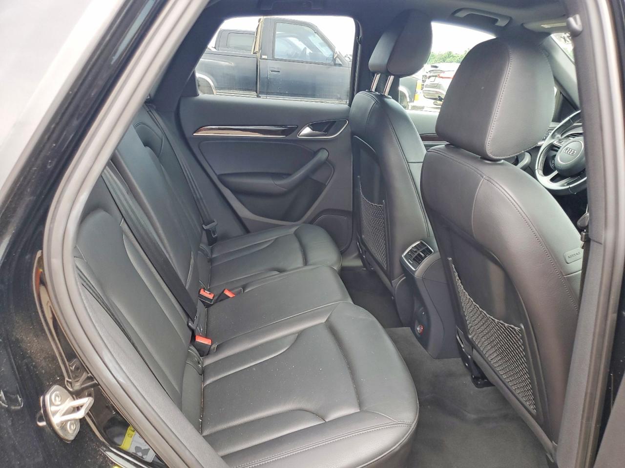 2015 AUDI Q3 quattro Premium Plus