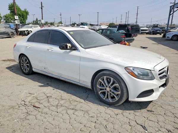 2016 MERCEDES-BENZ C C300