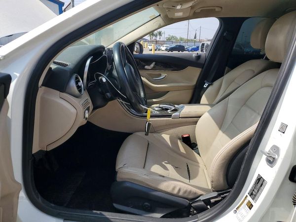 2016 MERCEDES-BENZ C C300