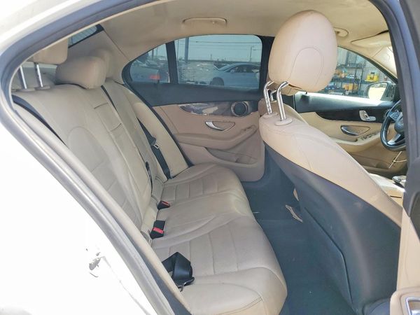 2016 MERCEDES-BENZ C C300