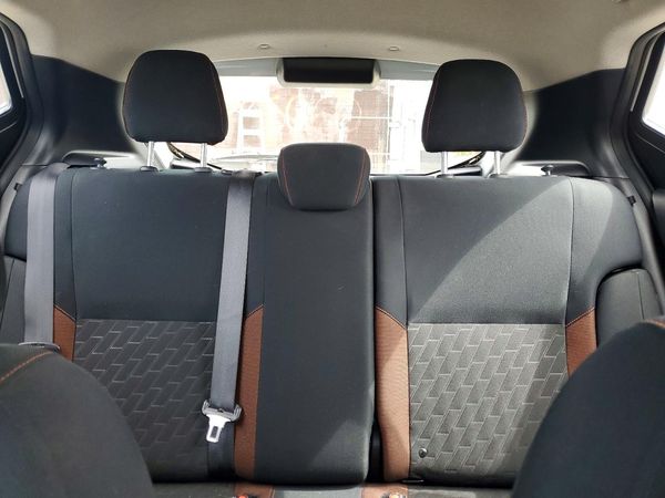 2024 NISSAN KICKS