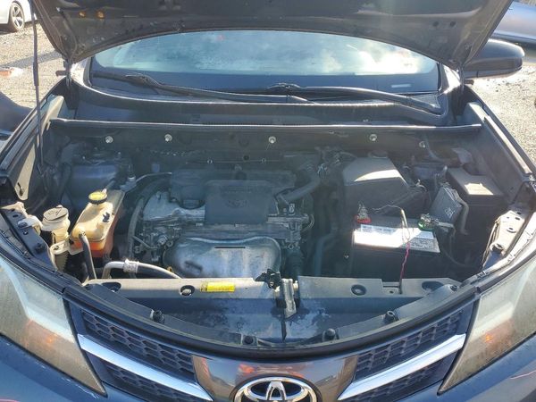 2014 TOYOTA RAV4 Standard — Engine bay