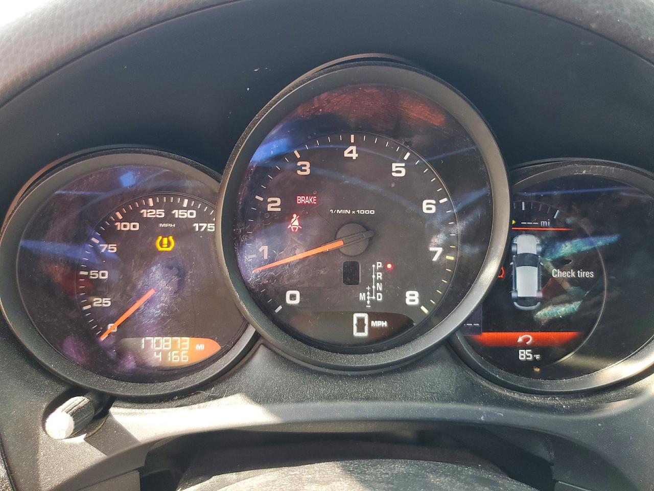 2017 PORSCHE MACAN