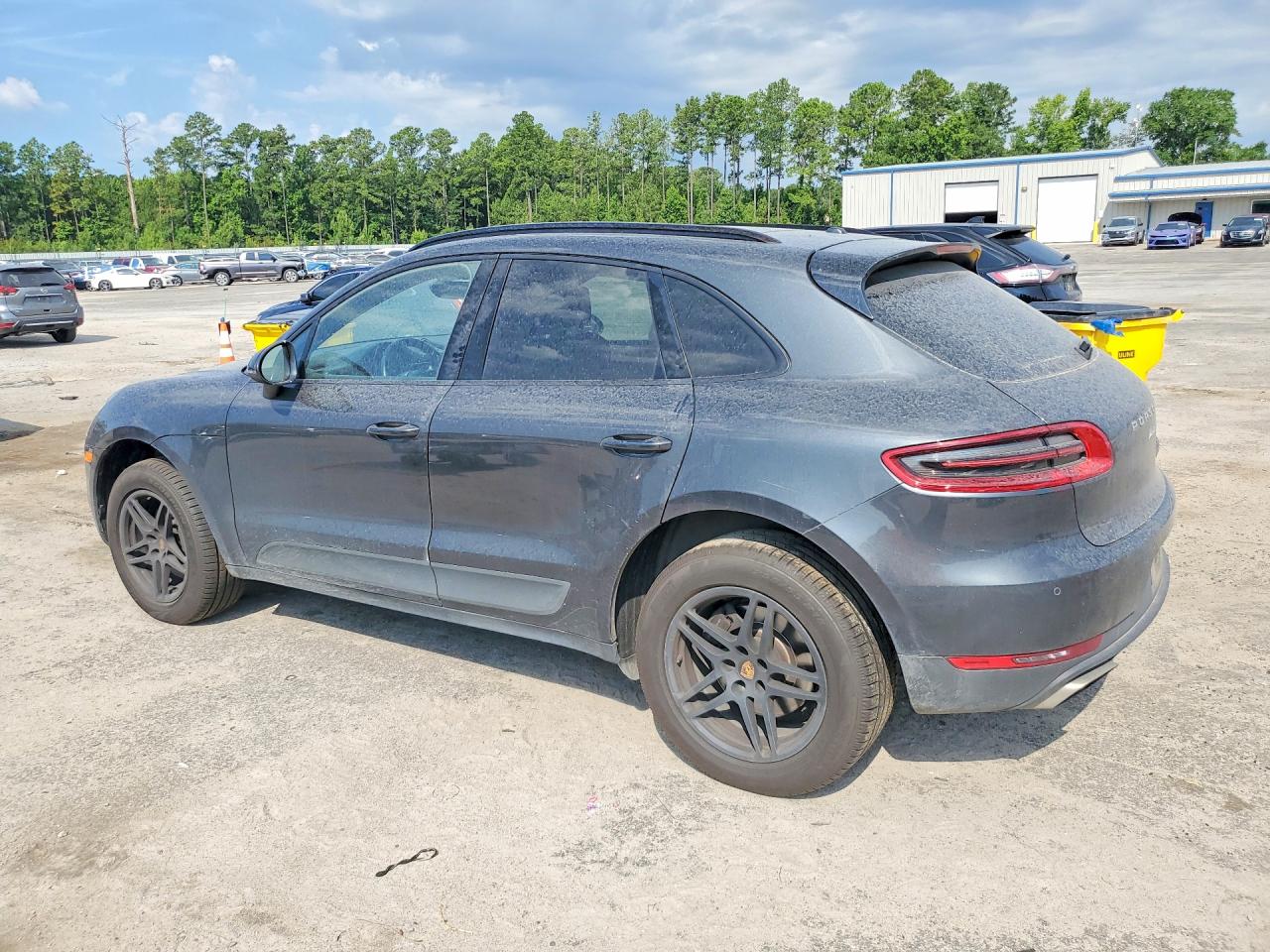 2017 PORSCHE MACAN