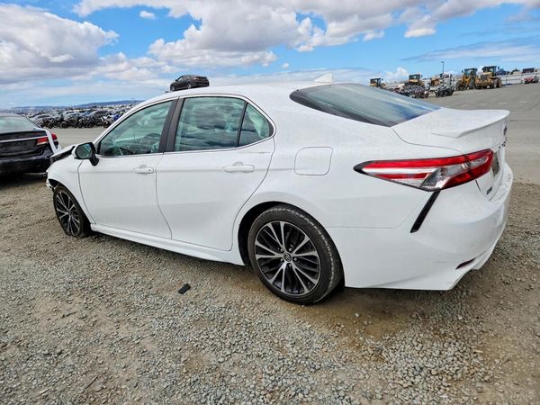 2020 TOYOTA CAMRY