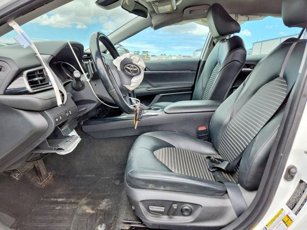 2020 TOYOTA CAMRY