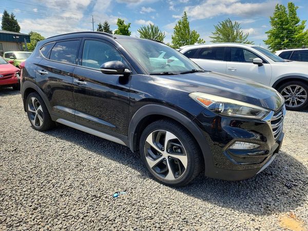 2017 HYUNDAI TUCSON