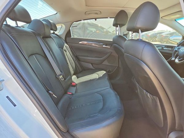2019 HYUNDAI SONATA