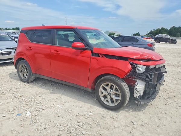 2023 KIA SOUL LX, S