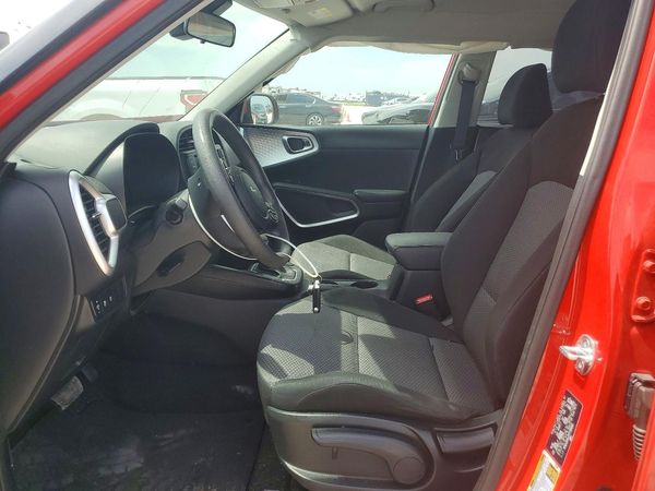 2023 KIA SOUL LX, S