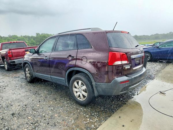 2013 KIA SORENTO Base / LX