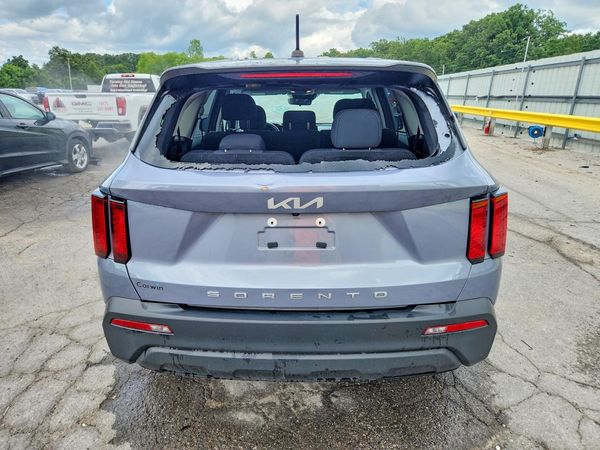 2022 KIA SORENTO LX